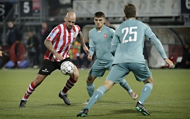 转会费与浮 转会费与浮