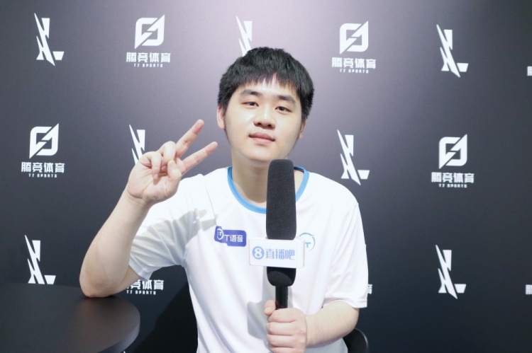 同时也让苛 同时也让苛