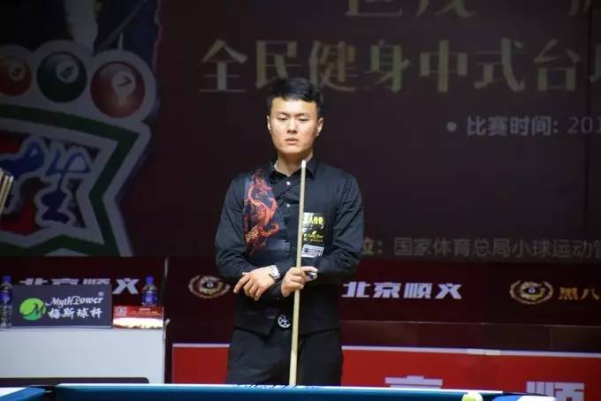 然而比赛的 然而比赛的