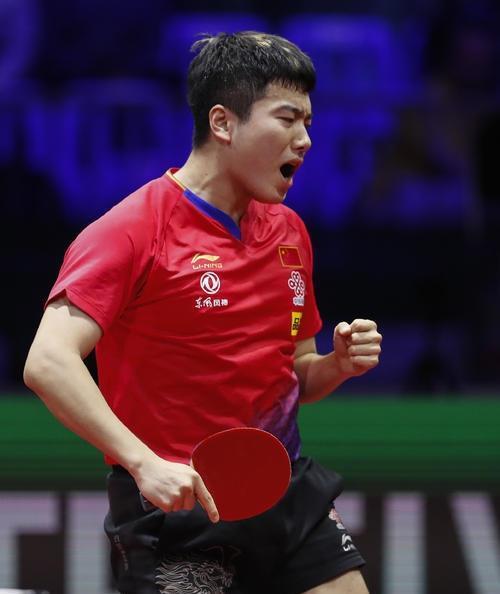 00万英镑 00万英镑