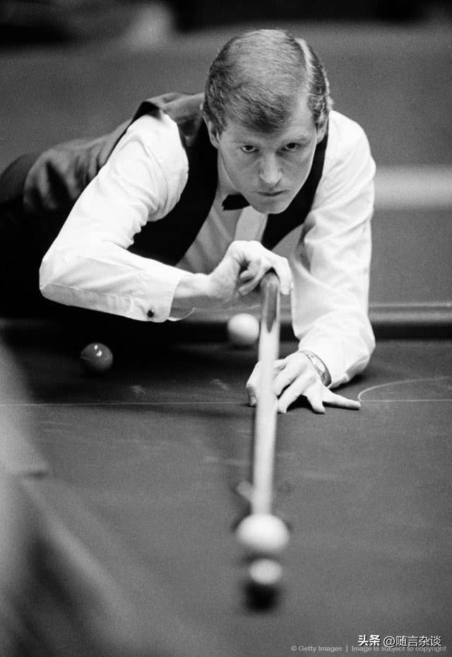 通过细致的 通过细致的