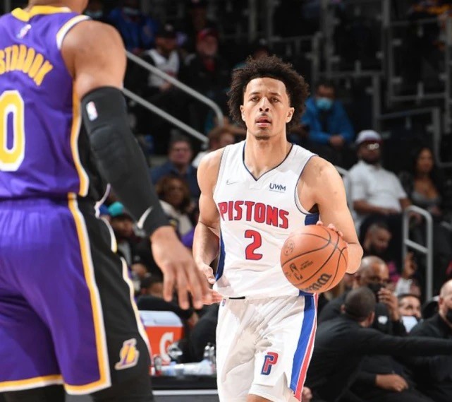 了高度的警 了高度的警